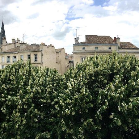 Appartement Design En Plein Coeur De Bordeaux Exterior photo