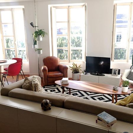 Appartement Design En Plein Coeur De Bordeaux Exterior photo
